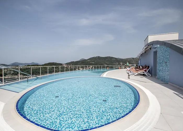 Villa Paradiso 2