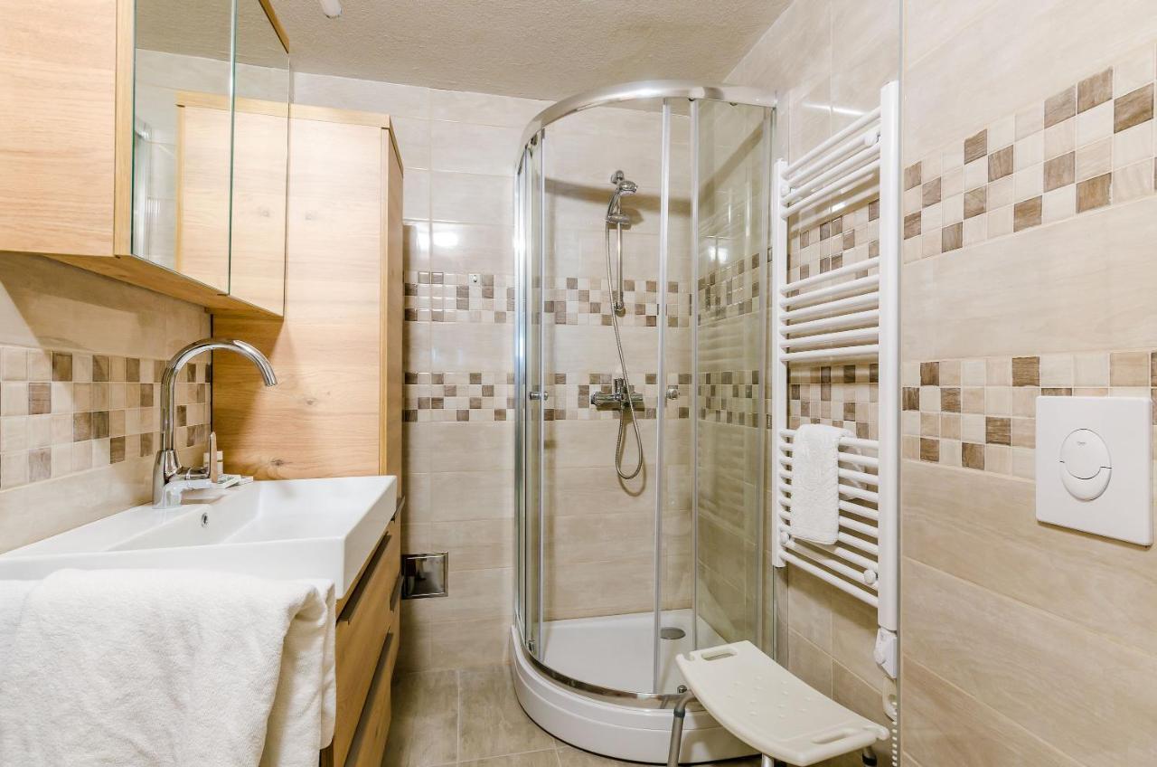 Paradiso 2 Hotel 4*